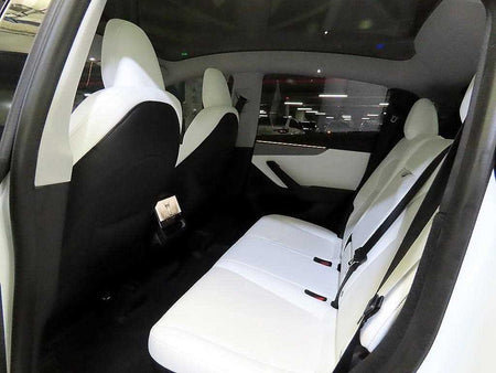 Tesla Model Y — photo 08