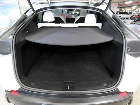 Tesla Model Y — photo 17