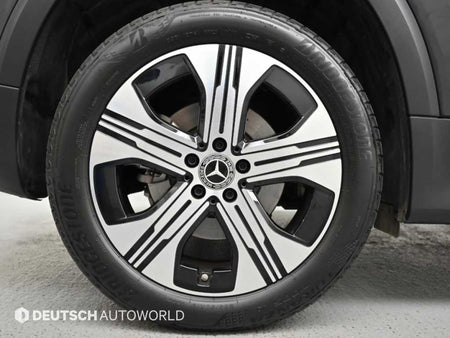 Mercedes-Benz EQB — photo 05