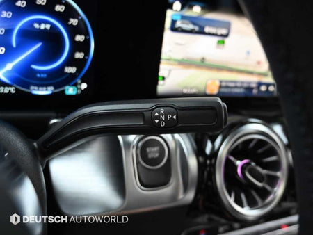 Mercedes-Benz EQB — photo 09