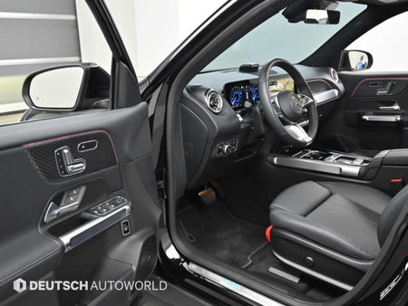 Mercedes-Benz EQB — photo 11