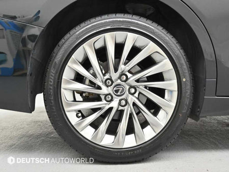 Lexus ES — photo 05