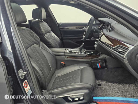 BMW 7-Series — photo 10