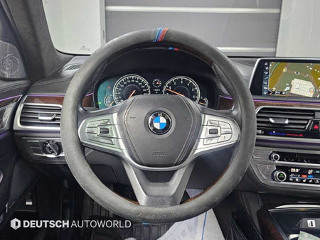 BMW 7-Series — photo 13