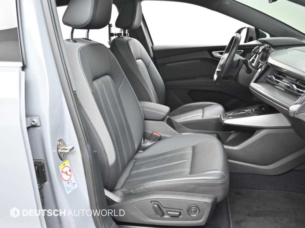 Audi Q4 e-tron — photo 10