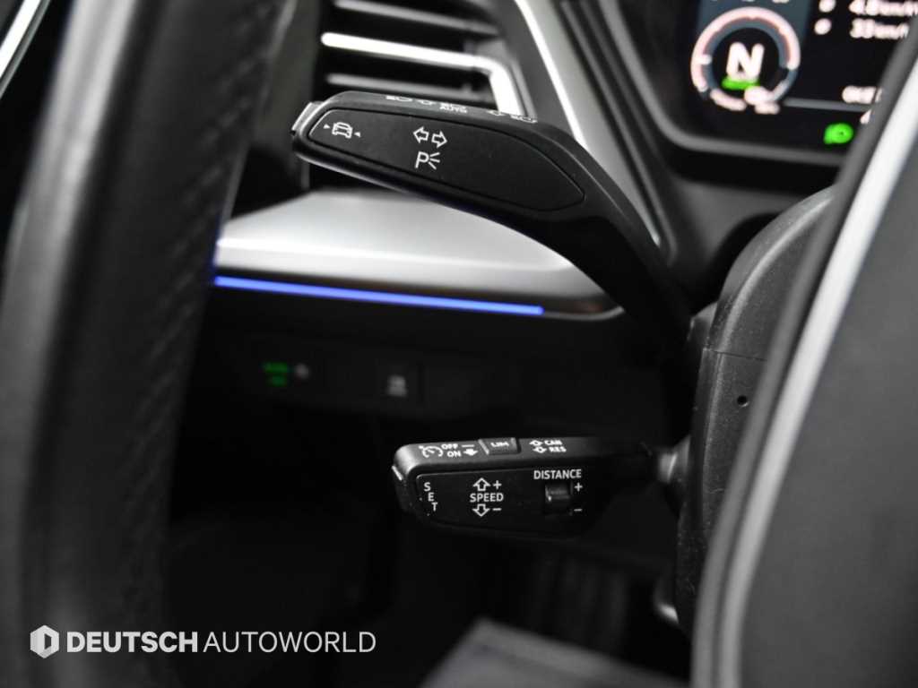 Audi Q4 e-tron — photo 16