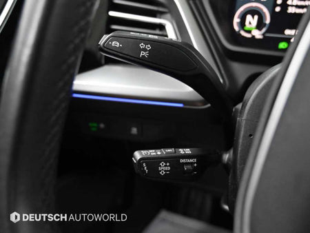 Audi Q4 e-tron — photo 16