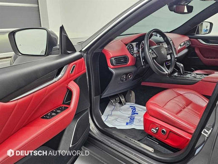 Maserati Levante — photo 12