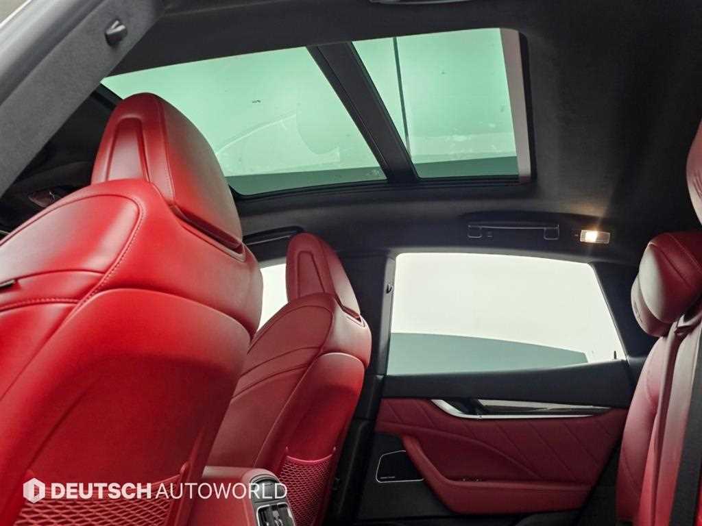 Maserati Levante — photo 19