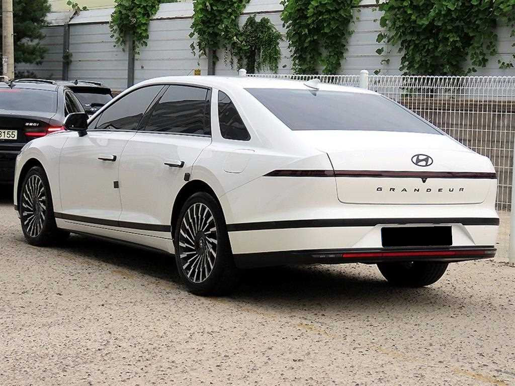 Hyundai Grandeur — photo 03