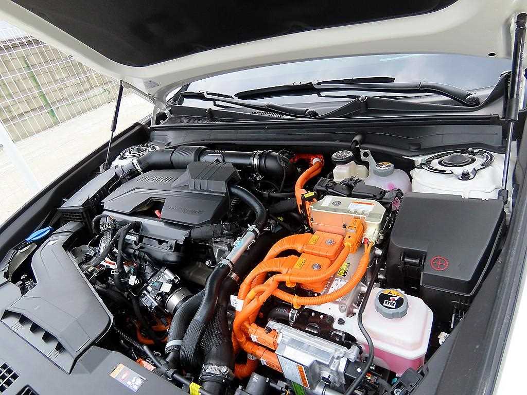 Hyundai Grandeur — photo 19