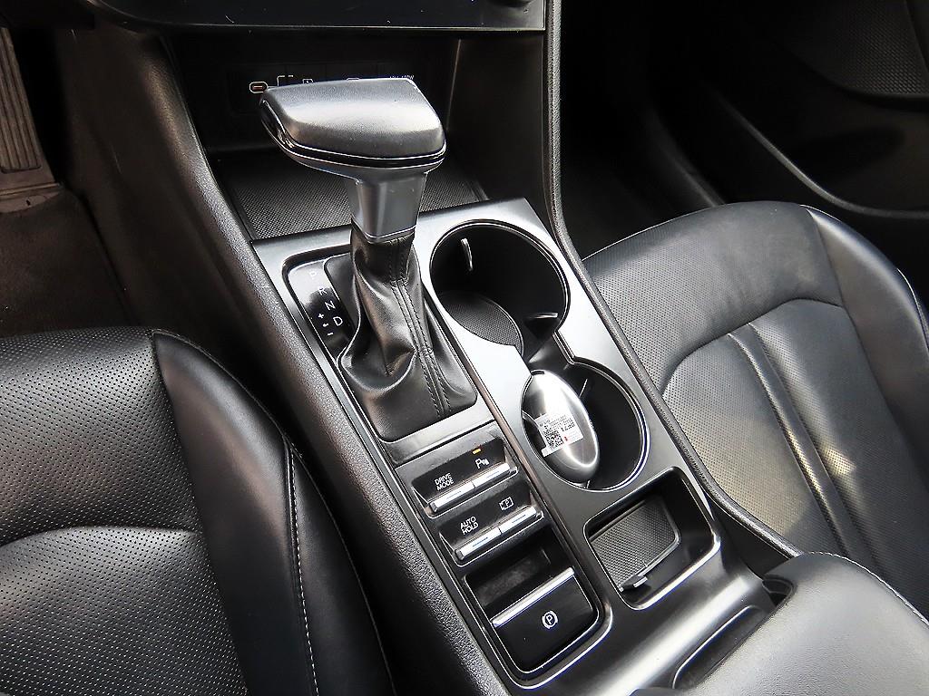 Hyundai Sonata — photo 10