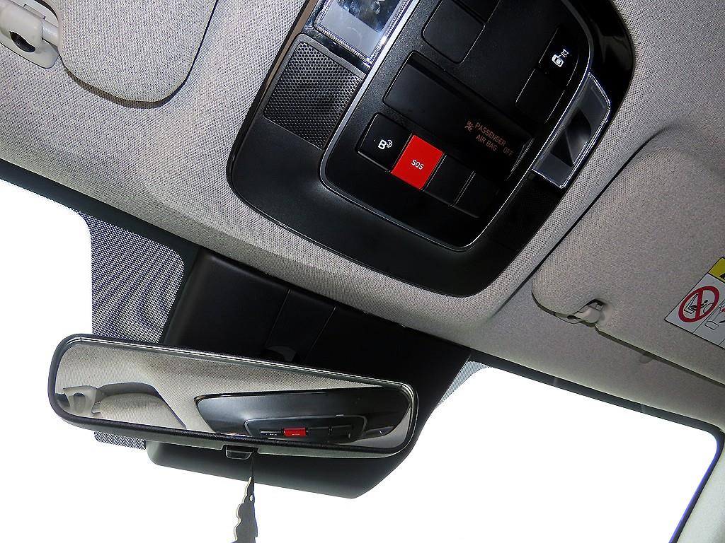 Hyundai Sonata — photo 14