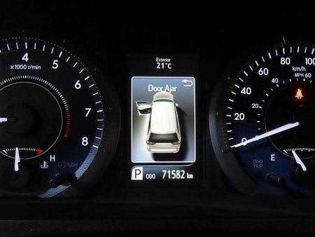 Toyota Sienna — photo 10