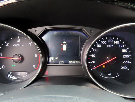 Kia Carnival — photo 10