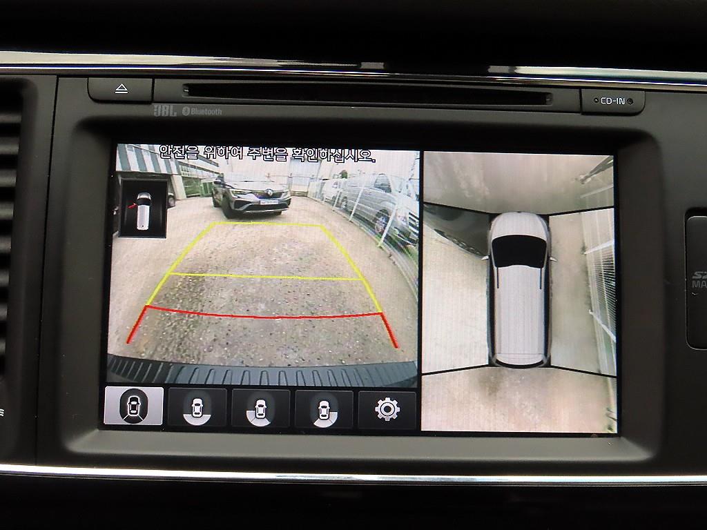 Kia Carnival — photo 14
