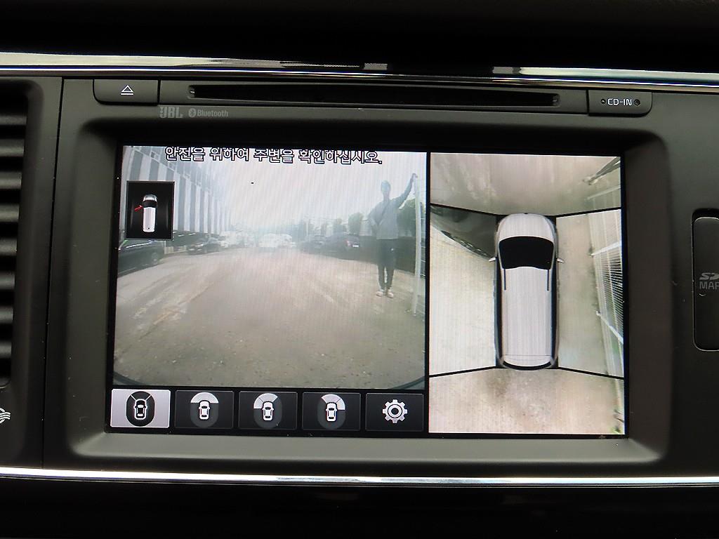 Kia Carnival — photo 15