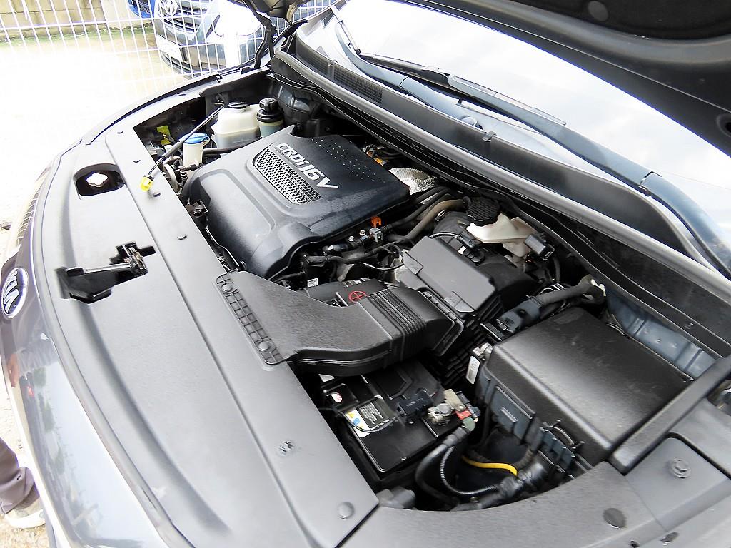 Kia Carnival — photo 19