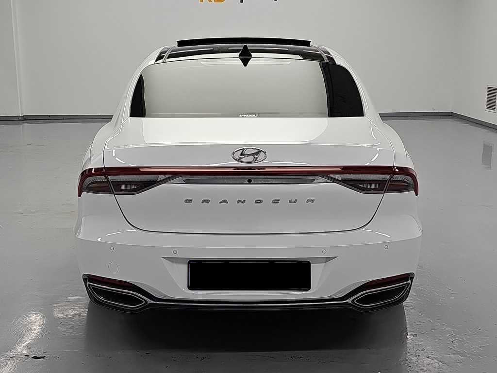 Hyundai Grandeur — photo 03