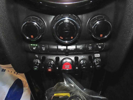 Mini Cooper — photo 13