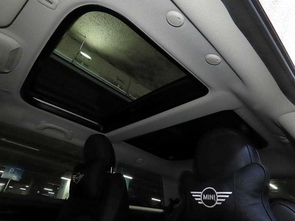Mini Cooper — photo 17