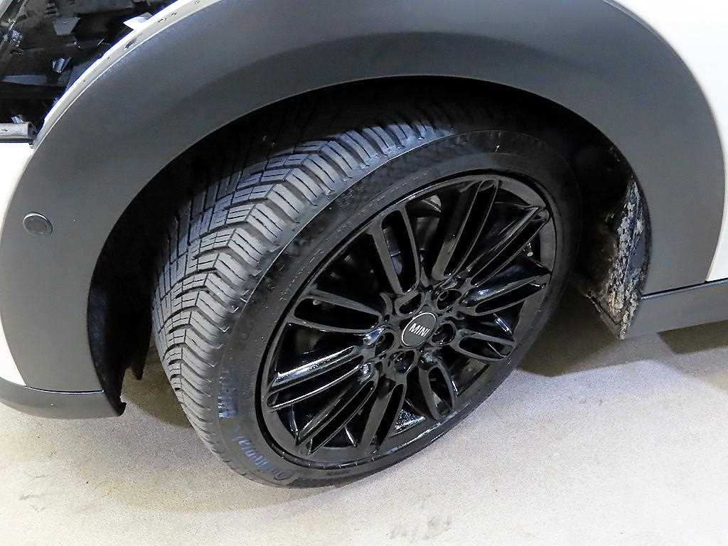 Mini Cooper — photo 20
