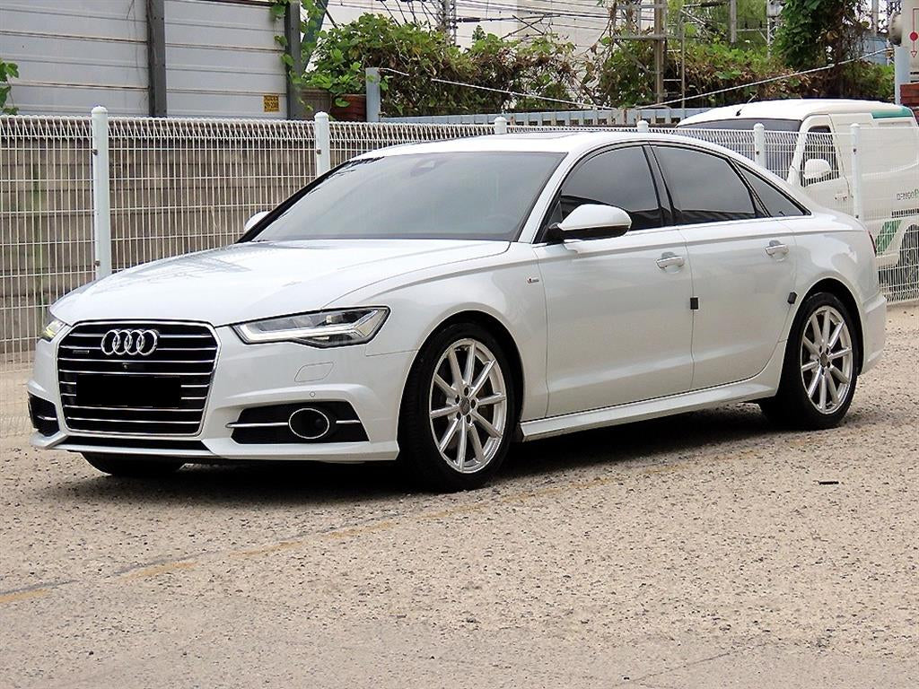 Audi A6 — photo 01