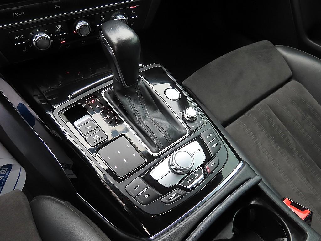 Audi A6 — photo 11