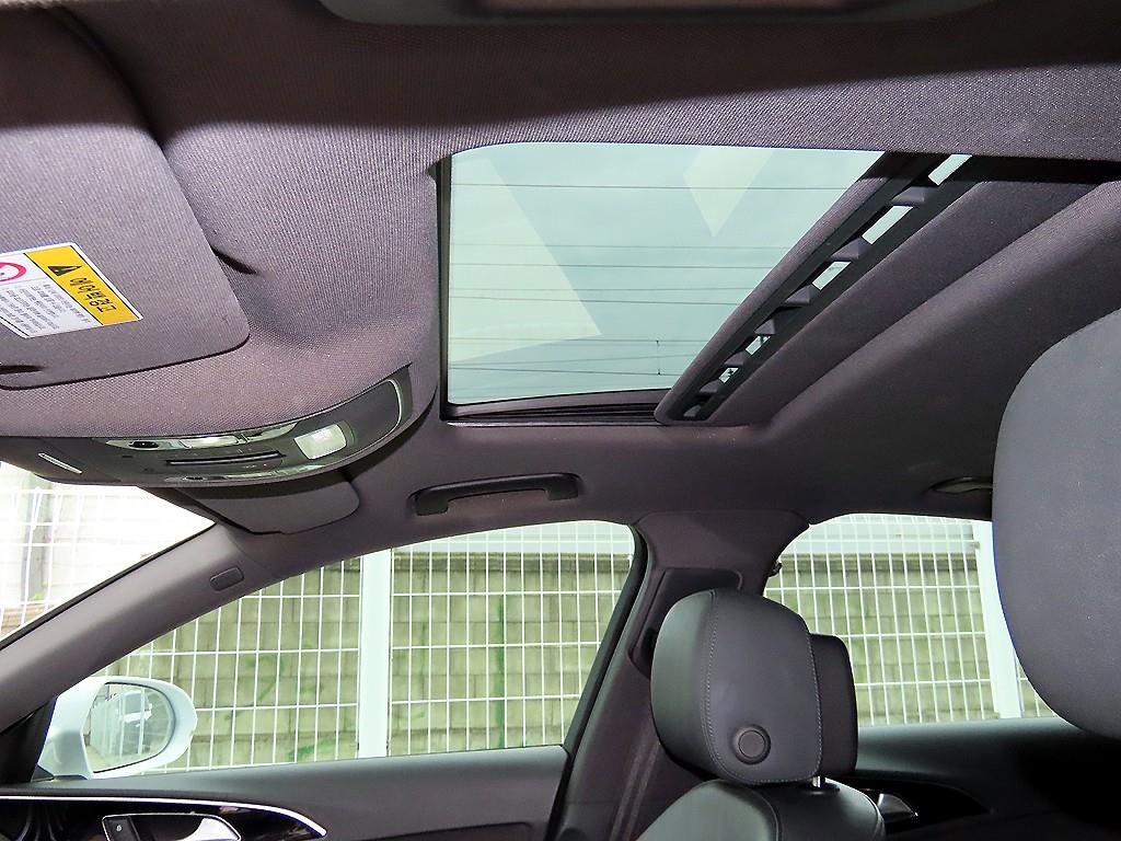 Audi A6 — photo 17