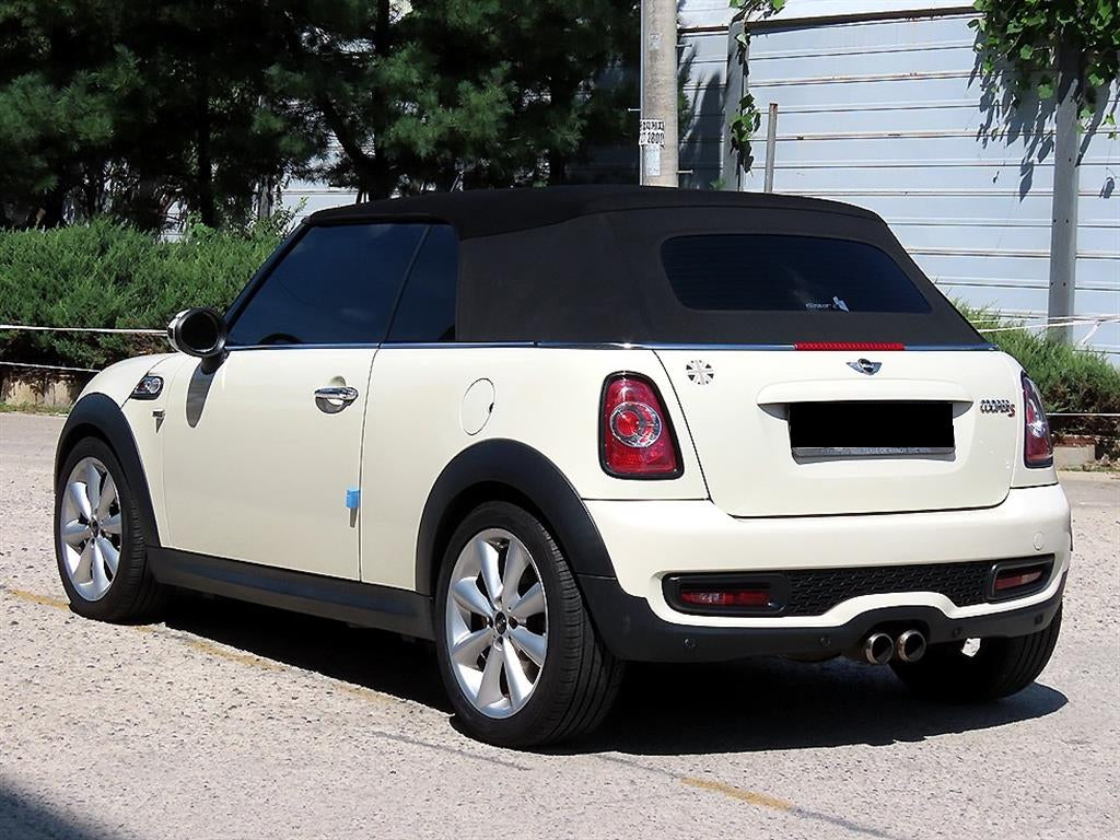 Mini Cooper Convertible — photo 03