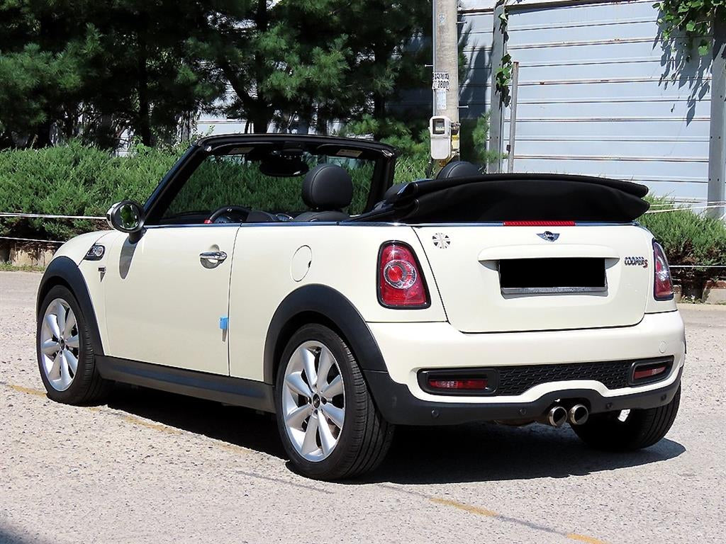 Mini Cooper Convertible — photo 07