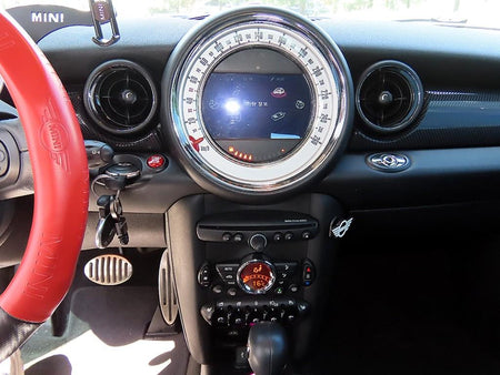 Mini Cooper Convertible — photo 17