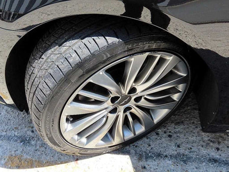 Genesis G80 — photo 20