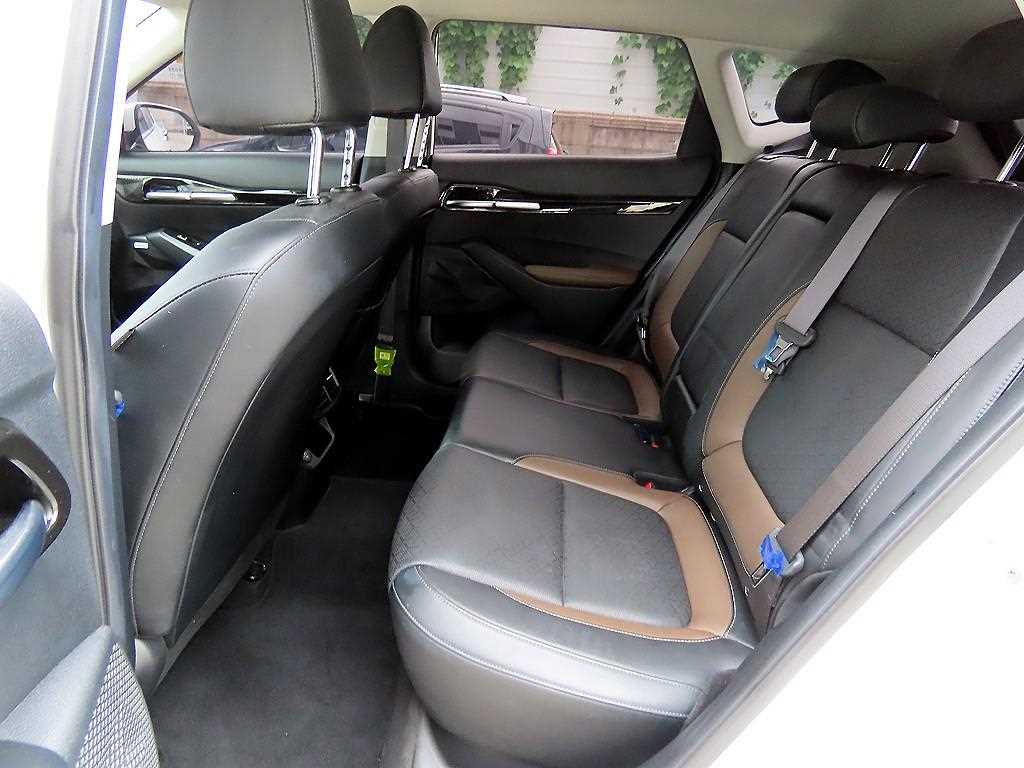 Kia Seltos — photo 06