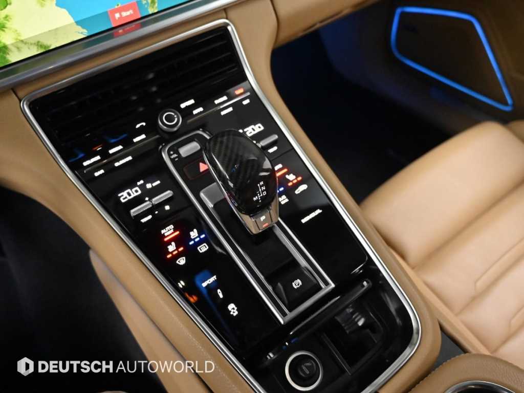 Porsche Panamera — photo 09