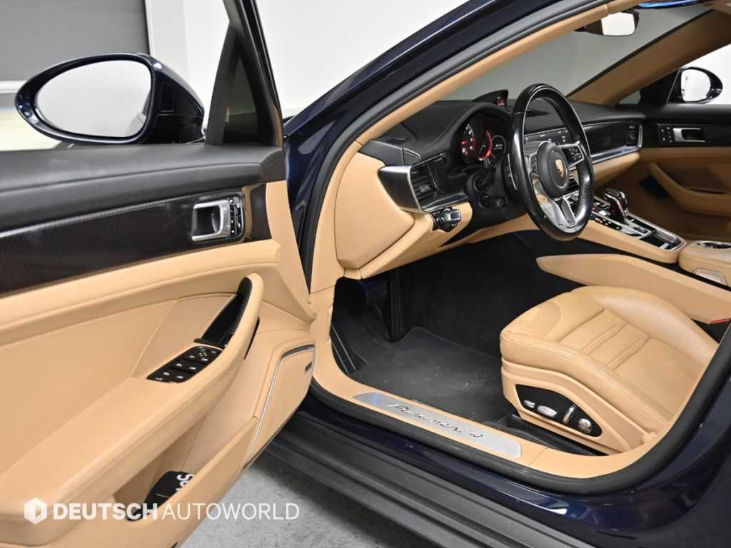 Porsche Panamera — photo 11