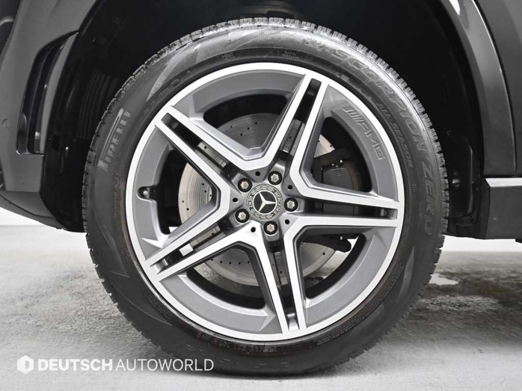 Mercedes-Benz GLS-Class — photo 05