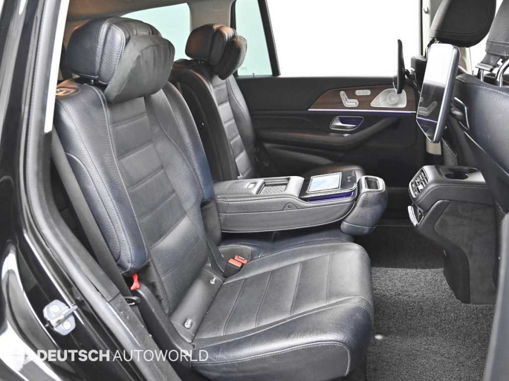 Mercedes-Benz GLS-Class — photo 12