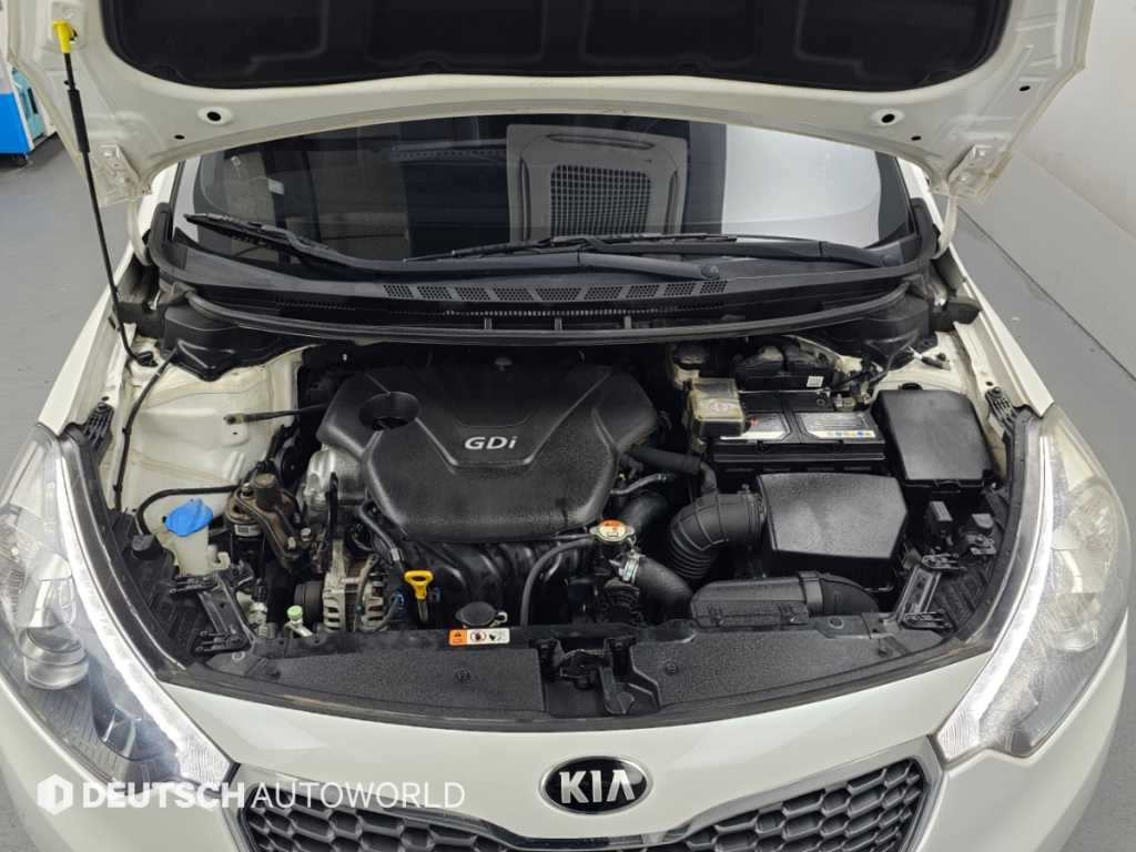 Kia K3 — photo 06