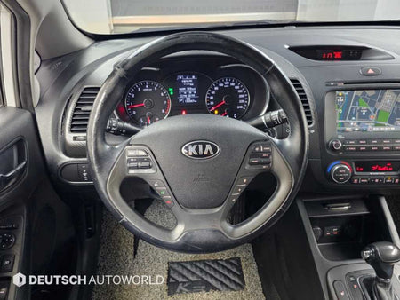 Kia K3 — photo 13