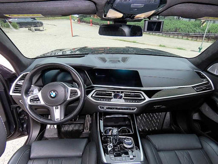 BMW X7 — photo 08