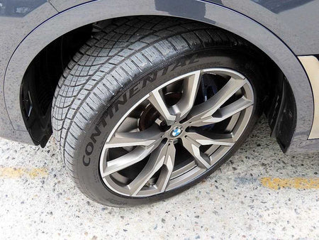 BMW X7 — photo 20
