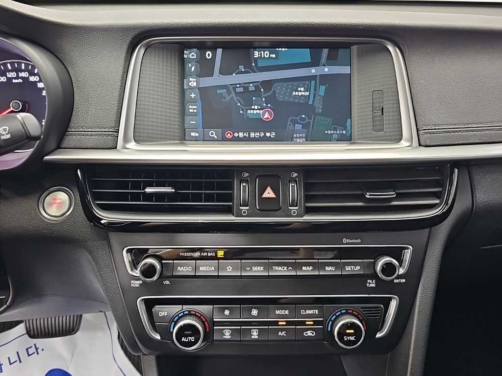 Kia K5 — photo 10