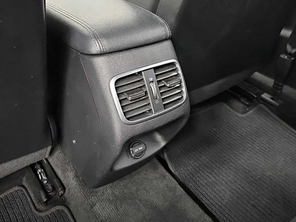 Kia K5 — photo 13