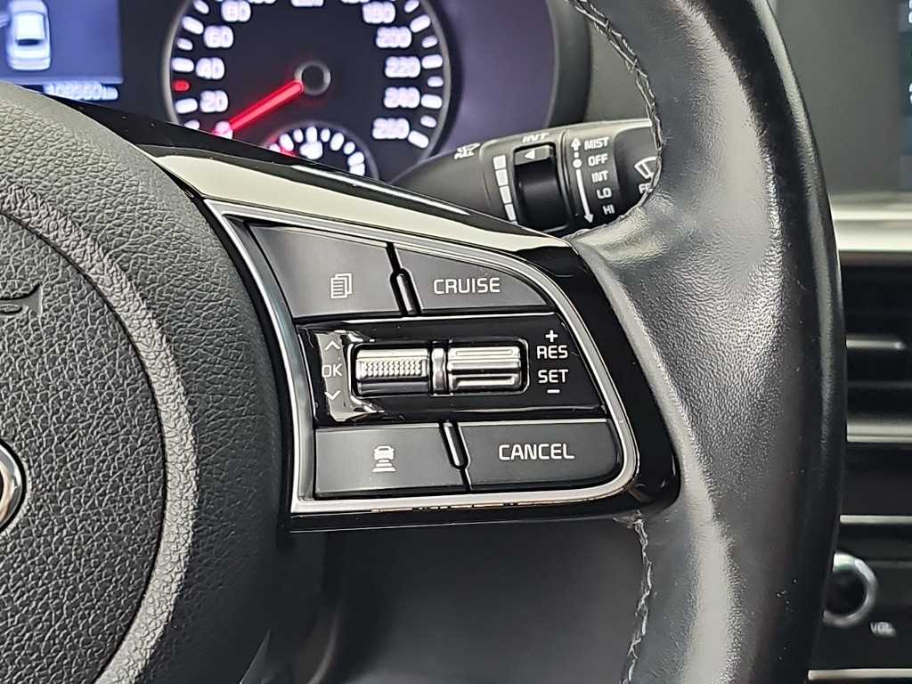 Kia K5 — photo 17