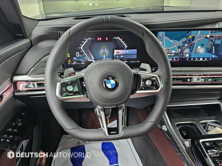 BMW 7-Series — photo 13