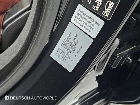 BMW 7-Series — photo 20