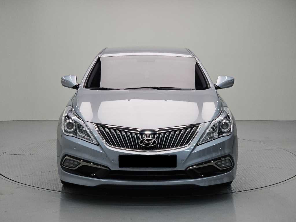 Hyundai Grandeur — photo 02