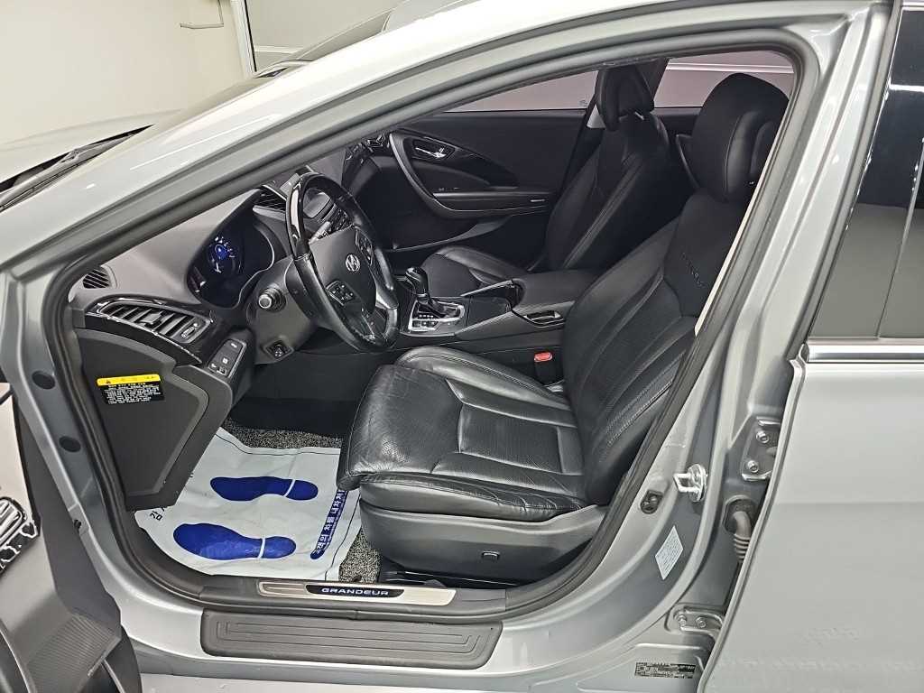 Hyundai Grandeur — photo 11