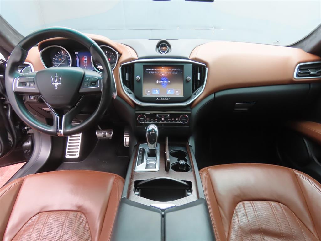 Maserati Ghibli — photo 07
